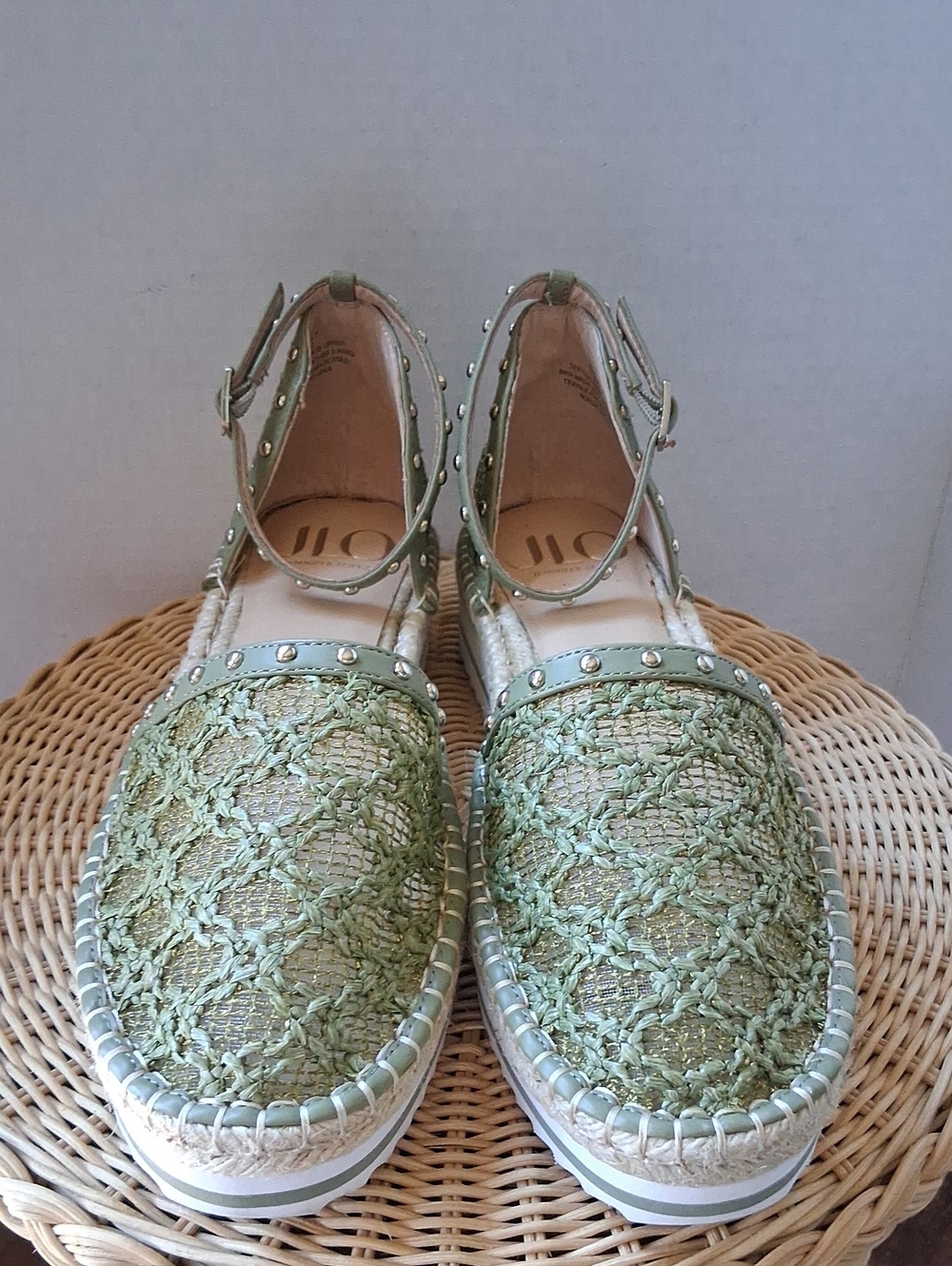 NWOB Jennifer Lopez Light Green Woven Espadrille Sandals with Ankle Straps